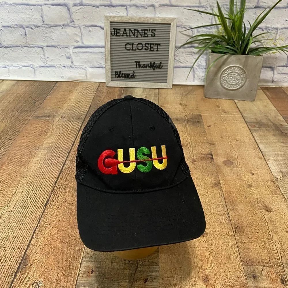 Gusu Mesh Trucker SnapBack Hat